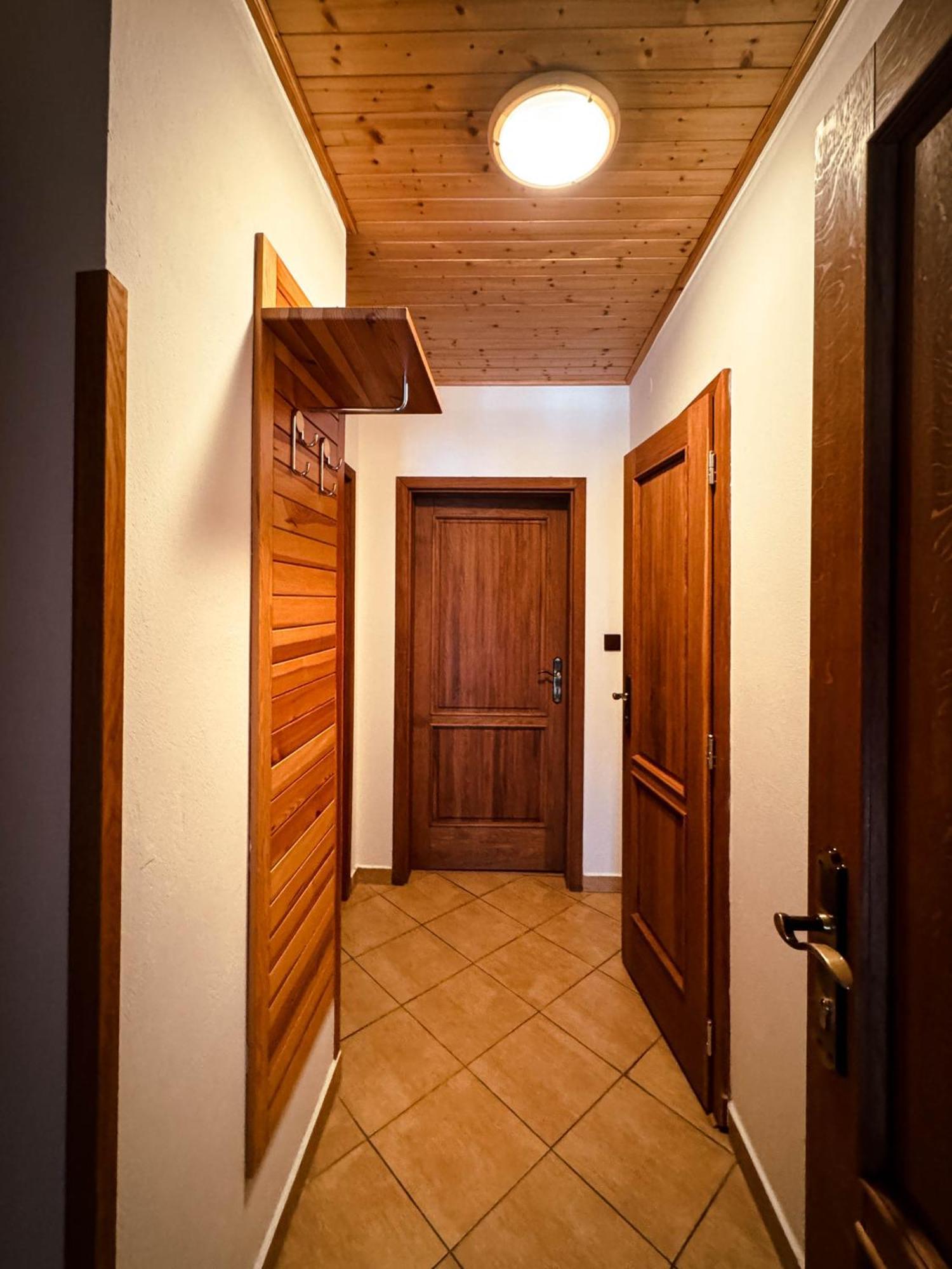 Apartmany Kolb Ramzova Ostruzna Exterior photo